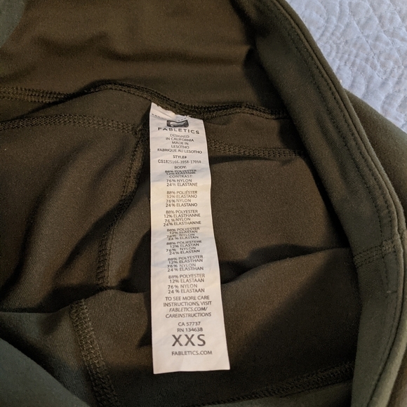 Fabletics Olive Green/Cream Athletic Leggings XXS - Picture 11 of 13